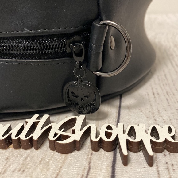 *Sewing Samhain The Purge Light Up LED Green Crossbody Purse Bag - Picture 7 of 11